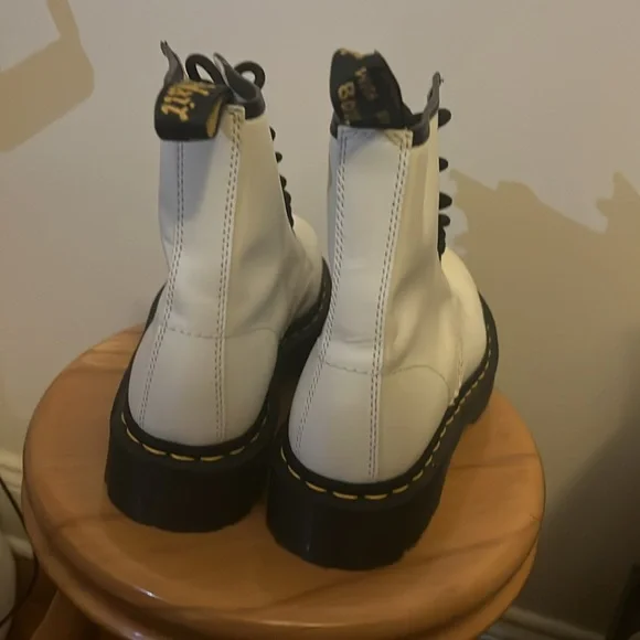 1460 SMOOTH LEATHER LACE UP BOOTS - Picture 2 of 3